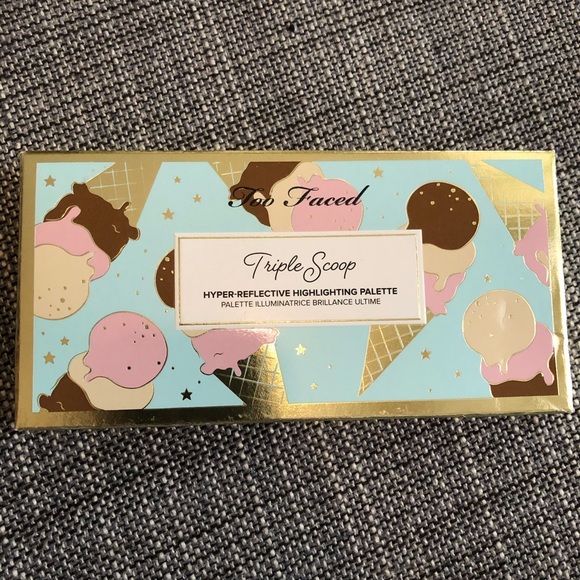 Too Faced - Triple Scoop Hyper-reflective - Picture 1 of 3